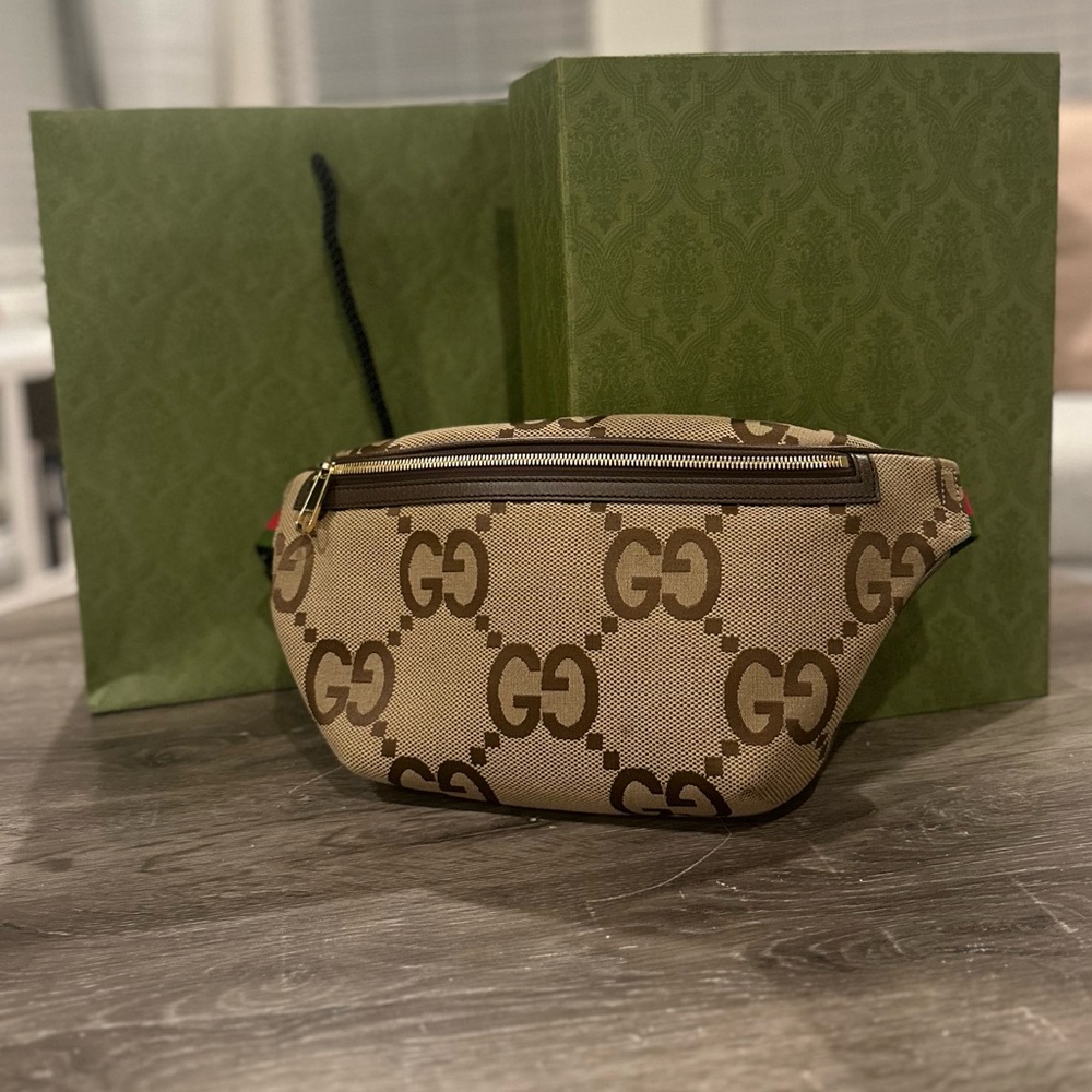 Gucci Jumbo G Belt Bag!